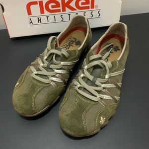 Rieker women sneaker, olive green